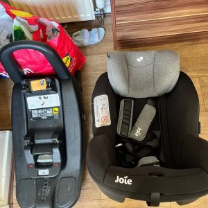 Joie car seat with Isofix - Image 2