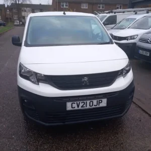 2021 Peugeot Partner BLUEHDI PROFESSIONAL L1 AC EURO 6 Box Van Diesel Manual - Image 6