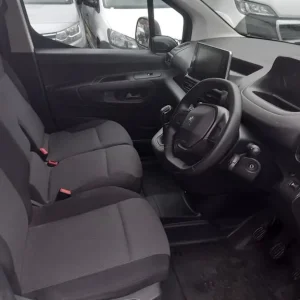 2021 Peugeot Partner BLUEHDI PROFESSIONAL L1 AC EURO 6 Box Van Diesel Manual - Image 8