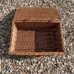 F&M wicker basket - Image 3