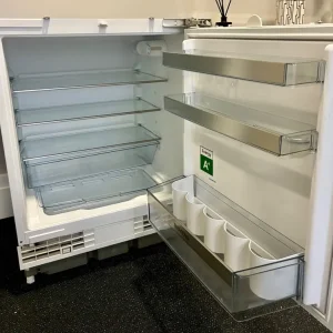 Siemens Frost-Free Built-Under Fridge