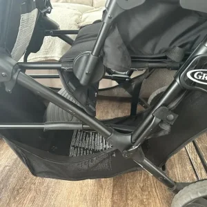Graco Stadium Duo Tandem Pushchair - Image 4