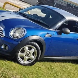 Mini Cooper Coupe 1.6 petrol 6-speed manual start-stop 125bhp - Image 2