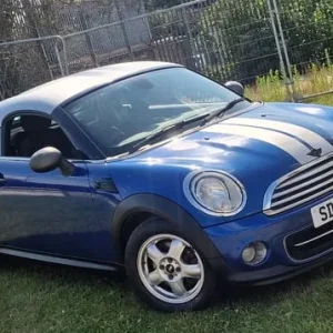 Mini Cooper Coupe 1.6 petrol 6-speed manual start-stop 125bhp - Image 4