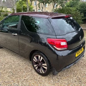 Citroen DS3 DStyle 2010 manual hatchback - Image 3