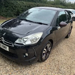 Citroen DS3 DStyle 2010 manual hatchback - Image 4