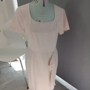 Ladies Marks and Spencer pink dress size 10 - Image 3
