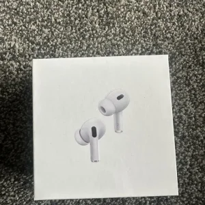 Apple AirPods