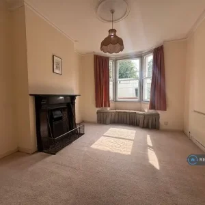 2 bedroom Victorian terrace in Hertford Street - Image 7