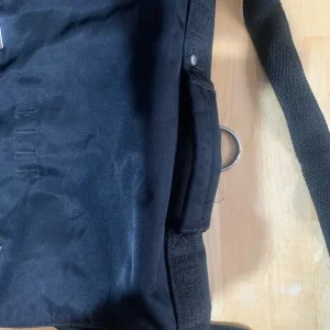 Elle Black Measenger Bag - Image 2