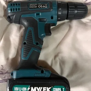 Mylek cordless drill with spare parts - Image 2