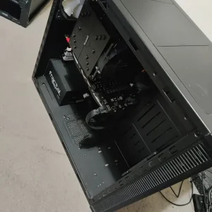 Desktop gaming PC with i7 4790K and GTX 1070