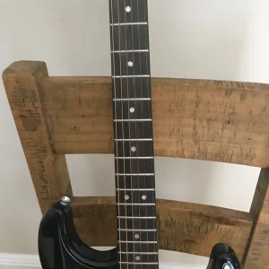 Squier by Fender Stratocaster electric guitar - Image 3