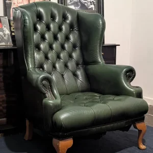 Vintage queen Anne wingback armchair - Image 2