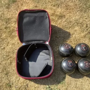 SET OF 4 HENSELITE SIZE 1 HEAVY CLASSIC DELUXE LAWN BOWLS + BAG - Image 6