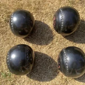 SET OF 4 HENSELITE SIZE 1 HEAVY CLASSIC DELUXE LAWN BOWLS + BAG - Image 7