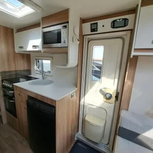 2018 Swift Vogue 585 SR - Image 6