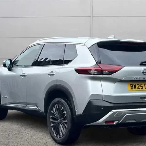 2025 Nissan X-Trail 1.5 E-POWER 4x4 Hybrid - Image 2