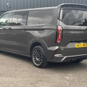 2024 Ford Transit Custom 2.5 PHEV H1 Double Cab Van MS-RT - Image 5