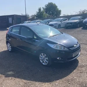 2009 Ford Fiesta 1.25 Zetec 5-door hatchback manual - Image 5