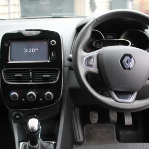 2018 Renault Clio 1.2 16V Dynamique Nav 5 Dr Hatchback Petrol Manual - Image 2