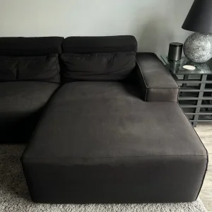 2 x large black modular sofas by Living Interiors - Image 4