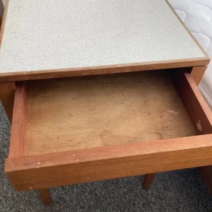 Formica topped wooden side table - Image 2