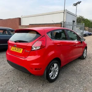 2014 Ford Fiesta 1.25 82 Zetec 5-door Hatchback Petrol Manual - Image 5