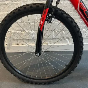 Pirana Blaze red cycle bike - Image 2
