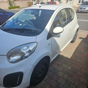 Citroen C1 3-door hatchback 2012 manual - Image 6