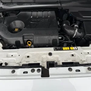 2019 Jaguar E-Pace S 2.0 TDi AWD with front damage - Image 5
