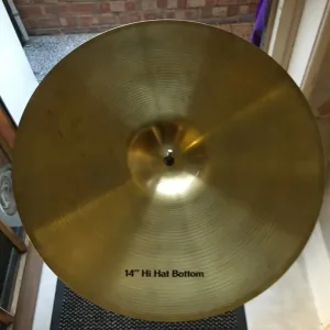 Cymbal’s Pearl vintage hi hat 14” top and bottom - Image 3
