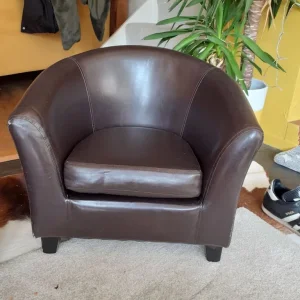 Children's pudding chair & foot stool - Image 2