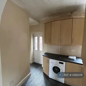 2 bedroom house in Manor Road, Stowmarket, Suffolk - Image 4