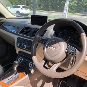 2014 Audi Q3 2.0 TDI QUATTRO SE automatic - Image 2
