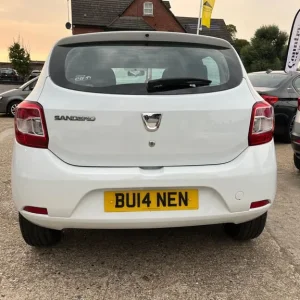 2014 Dacia Sandero 1.2 16V Ambiance 5-door Hatchback - Image 6