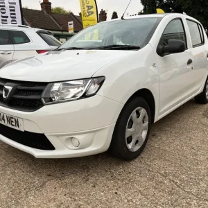 2014 Dacia Sandero 1.2 16V Ambiance 5-door Hatchback