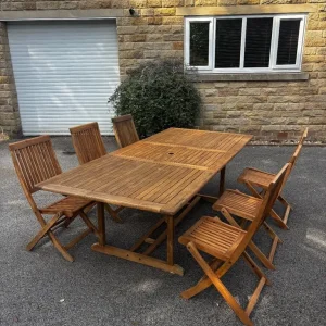 Hardwood extendable table and 6 folding chairs set