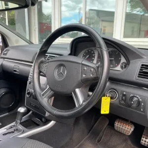 2011 Mercedes-Benz B-Class 2.0 Diesel MPV - Image 8