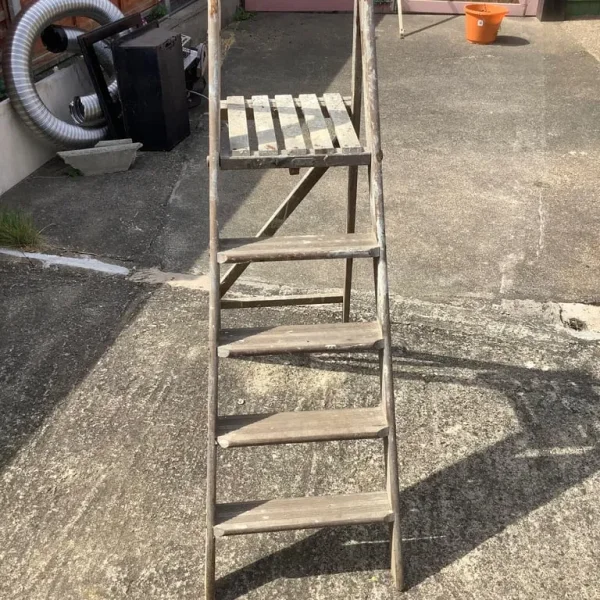 5 tread wooden step ladder