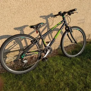 Squish 24" Kids' Bike - Image 2