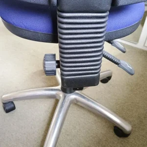 Office chair - Image 2