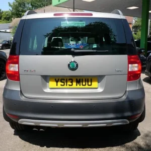 2013 Skoda Yeti 2.0 TDI Elegance DSG 4WD Euro 5 5dr Diesel - Image 5