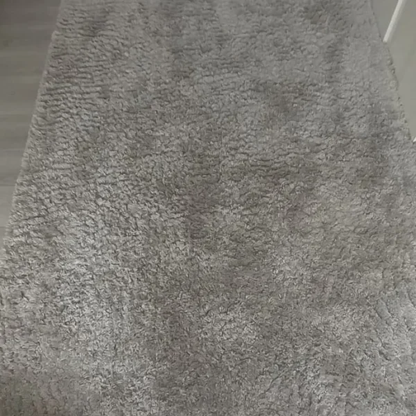 Large grey shag pile rug 160 x 230 cm