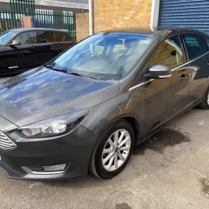 2017 Ford Focus 1.0T EcoBoost Titanium Hatchback 5dr Petrol Manual Euro 6 (s/s) - Image 4