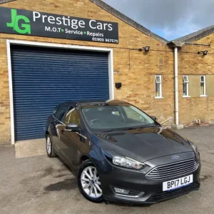 2017 Ford Focus 1.0T EcoBoost Titanium Hatchback 5dr Petrol Manual Euro 6 (s/s)