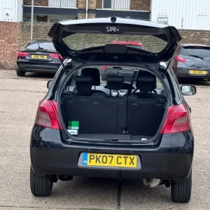 2007 Toyota Yaris 1.3 VVT-i Zinc 5-door hatchback - Image 4