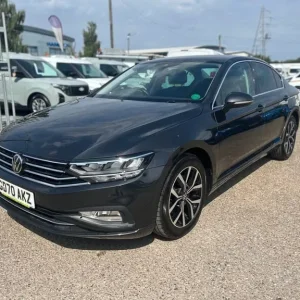 2020 Volkswagen Passat 1.5 TSI EVO SEL Euro 6 (s/s) 4dr Saloon Petrol Manual - Image 3