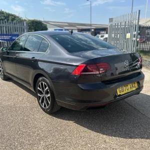 2020 Volkswagen Passat 1.5 TSI EVO SEL Euro 6 (s/s) 4dr Saloon Petrol Manual - Image 5