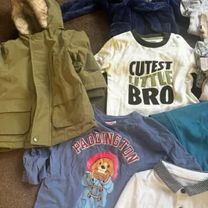 Boys 12-18 to 18-24 month clothes bundle - Image 2